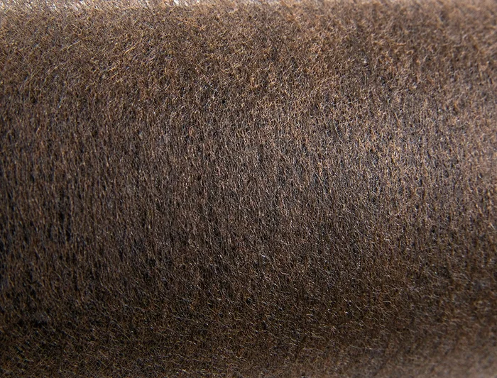 Liderpapel Terileno Tejido Sin Tejer No Tejido Rollo 5 m x 0.5 m, 25 g/m2, Marrón, para Disfraces, Manualidades y Decoración