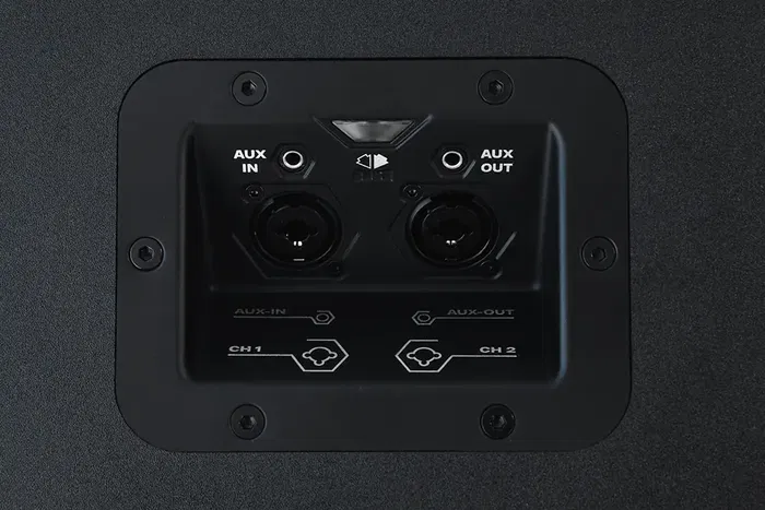 SOUNDBOKS Altavoz de Alto Rendimiento Soundboks 4 - 2 X 10", Bluetooth 5.0, Batería USB-C, IP65 (Negro)