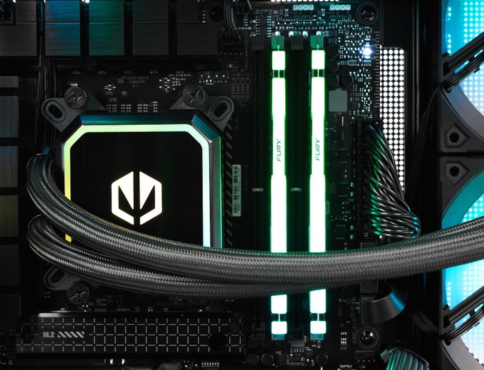 Komputronik Ultimate R770 [M13] PC Sobremesa Ryzen 7 7800X3D, 64GB RAM, RTX 5070, SSD 2TB, sin SO