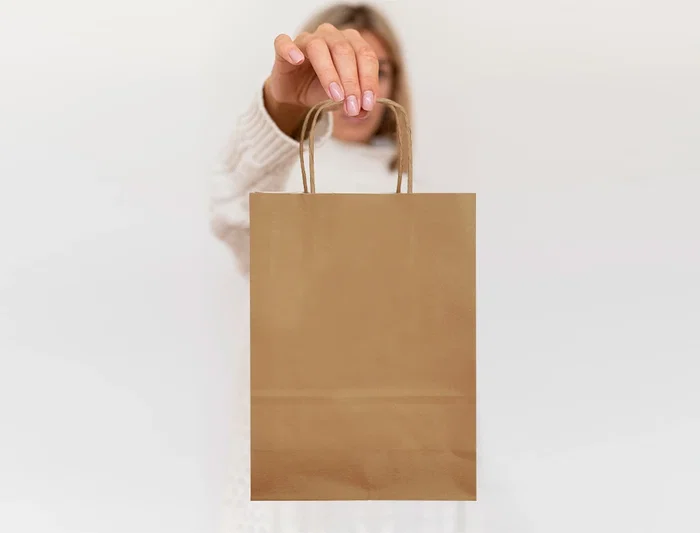 Q-connect Bolsa Papel Kraft Liso Asa Retorcida L 320x400x140 mm Natural 25 Unidades Q-connect Bolsa Papel Kraft Liso Asa Retorcida L 320x400x140 mm Natural 25 Unidades