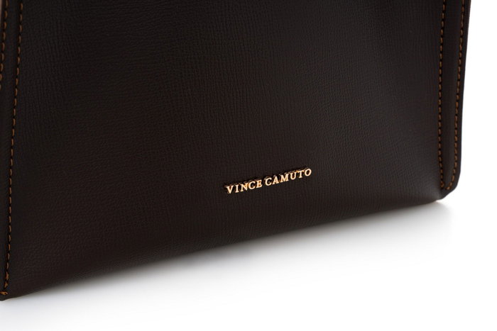Vince Camuto Bolso Perugia - Brown, Cuero de Polivinilo, Color Marrón