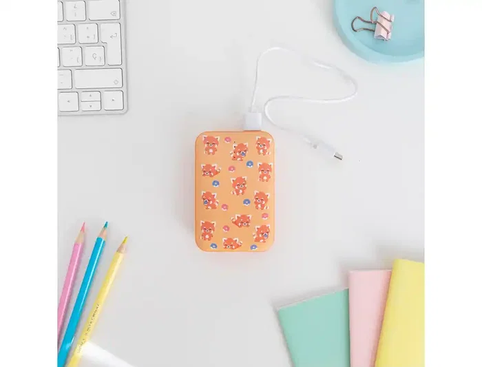 Wondee Batería Externa 10.000 mAh Panda Rojo - Energía Extra con Divertido Diseño