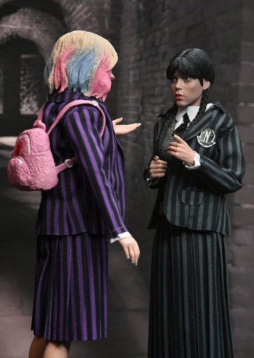 Wednesday Paquete de 2 Figuras Wednesday Addams (Nevermore Uniform) and Enid 20 cm