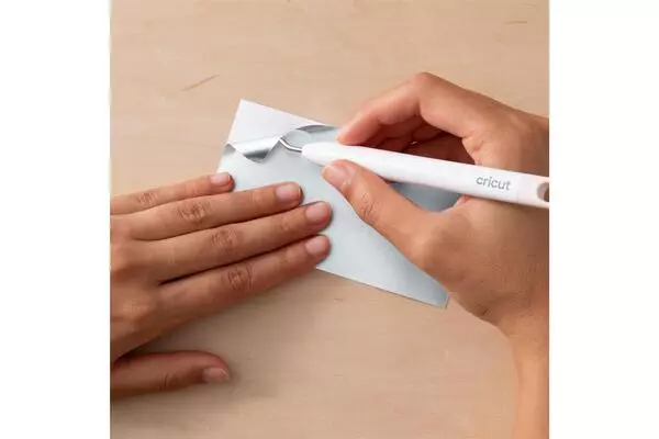 Cricut Smart Vinyl Permanent Joy Xtra, 24,1x91cm, Plata mate Cricut Smart Vinyl Permanent Joy Xtra, 24,1x91cm, Plata mate