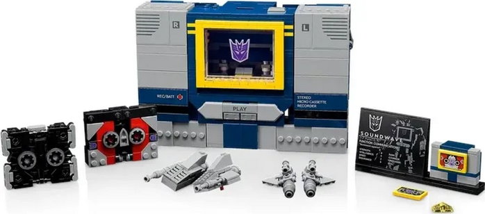 LEGO Icons Transformers: Soundwave 10358