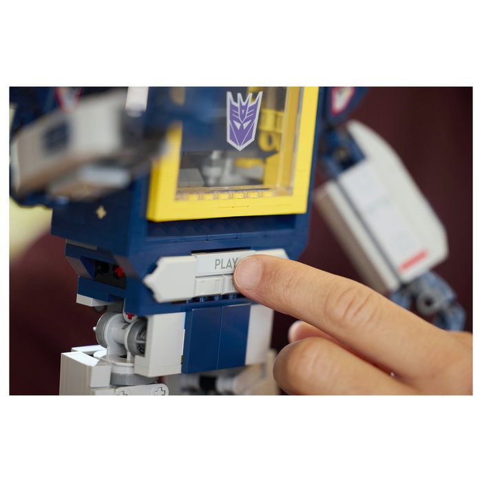 LEGO Icons Transformers: Soundwave 10358