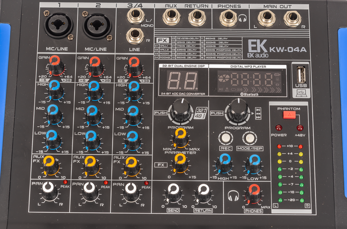 Ek Mesa de Mezclas Amplificada KW04A con Efectos Ek Mesa de Mezclas Amplificada KW04A con Efectos