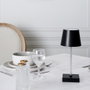 Home Deco Factory Lámpara LED Táctil Negra con 3 Intensidades de Luz, Funciona con Pilas AAA, 12 LEDs COB, Decoración Moderna