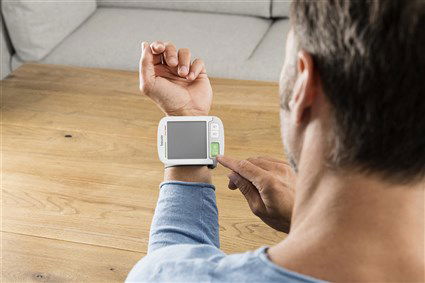 Beurer BC-51 Tensiómetro de Muñeca con Detección de Arritmias e Indicador de Riesgo