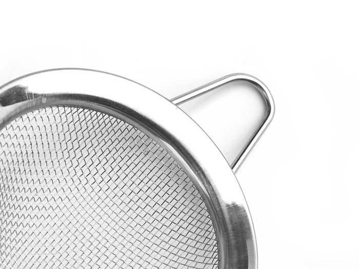 Kinvara Colador de Acero Inoxidable con Soporte, 8 cm de Diámetro, 20 x 4 x 8 cm (Set de 24) Kinvara Colador de Acero Inoxidable con Soporte, 8 cm de Diámetro, 20 x 4 x 8 cm (Set de 24)