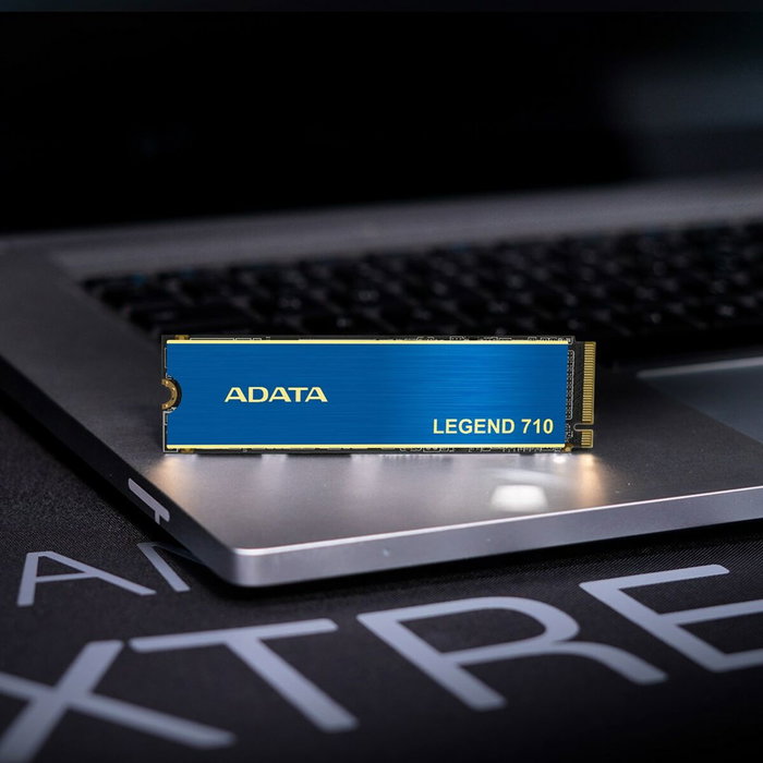 ADATA LEGEND 710 256 GB M.2 2280 NVMe PCIe ADATA LEGEND 710 256 GB M.2 2280 NVMe PCIe