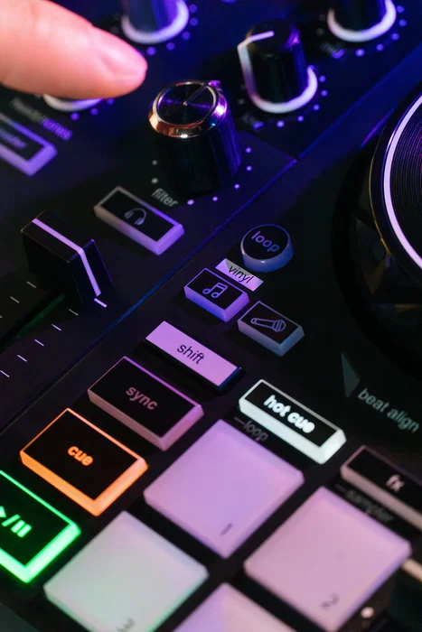 Hercules DJControl Inpulse 200 MK3 Negro