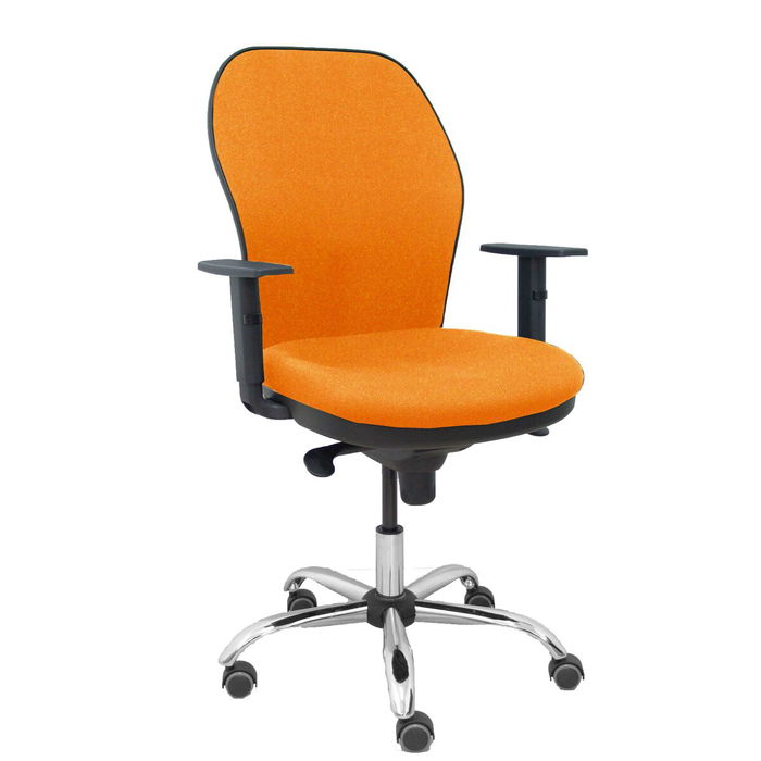 Silla de oficina Jorquera con mecanismo Sincro tapizada con Tela color Naranja. Equipada con lumbar 1D, Brazos 1D y Ruedas de parqué Silla de oficina Jorquera con mecanismo Sincro tapizada con Tela color Naranja. Equipada con lumbar 1D, Brazos 1D y Ruedas de parqué
