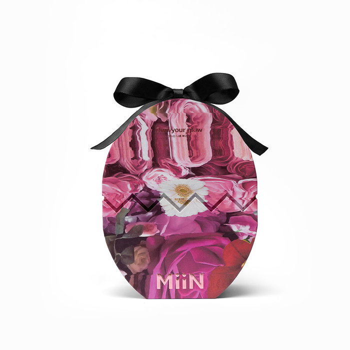 MiiN Set Easter Egg K-Beauty de Pascua - Huevo con 11 Productos de Cuidado y Maquillaje Coreano (COSRX, Klairs) - Edición Limitada
