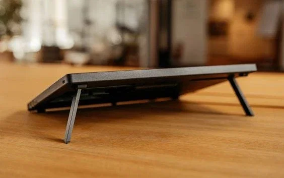 Wacom Cintiq 16 DTK168 Wacom Cintiq 16 DTK168
