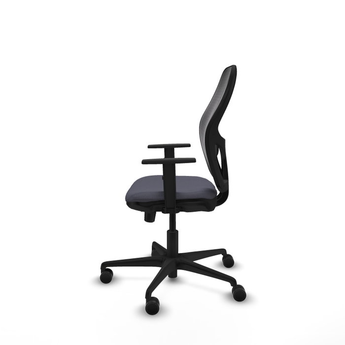 Silla de oficina Jorquera con mecanismo Sincro/Traslack tapizada con Tela color Gris oscuro y malla color Negro. Equipada con lumbar 1D, Brazos 1D y Ruedas 65mm nailon