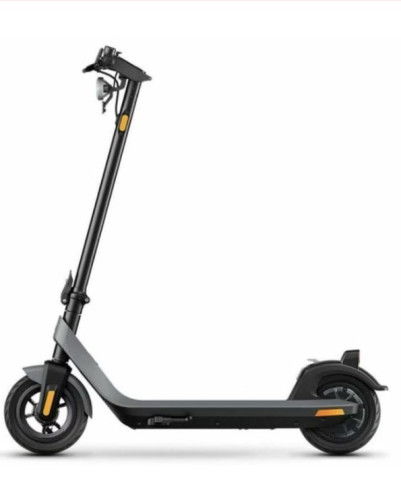Niu Patinete Eléctrico KQi2 Pro Gris DGT2024 300W Plegable 2 Ruedas