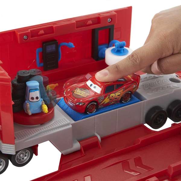 Mattel Cars Set De Mack Transformable HDC75 - Vehículo de Juguete para Niños +3 Años