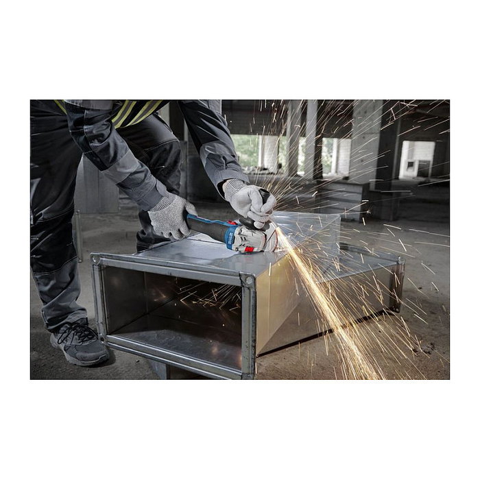 Bosch GWS 18V-8 Professional Esmeriladora Angular a Batería 18V Solo, Diámetro Disco 125mm, 11000 RPM, Sin Batería ni Cargador, Color Azul y Negro, en L-BOXX