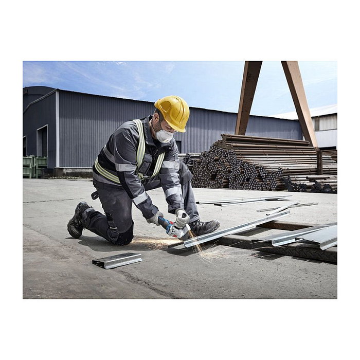 Bosch GWS 18V-8 Professional Esmeriladora Angular a Batería 18V Solo, Diámetro Disco 125mm, 11000 RPM, Sin Batería ni Cargador, Color Azul y Negro, en L-BOXX