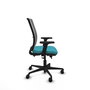 Silla de oficina Haches con mecanismo Sincro/Traslack tapizada con Tela color Turquesa y malla color Gris. Equipada con lumbar 1D, Brazos 2D y Ruedas 65mm nailon
