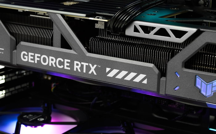 Komputronik Level UP [C17] Ryzen 7 RTX 5080 64GB 2TB+4TB W11H