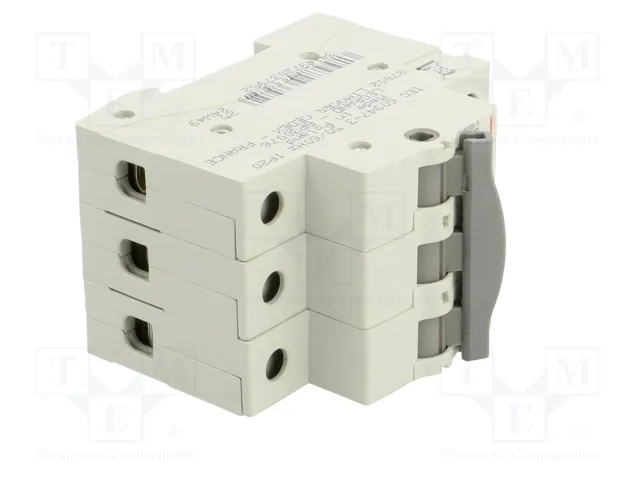Legrand RX3 Interruptor de aislamiento 63A 3P 400VAC Legrand RX3 Interruptor de aislamiento 63A 3P 400VAC