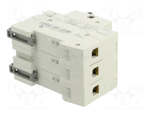 Legrand RX3 Interruptor de aislamiento 63A 3P 400VAC Legrand RX3 Interruptor de aislamiento 63A 3P 400VAC