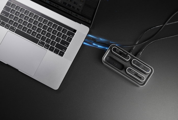 Kingston Workflow Dual-Slot Lector Tarjeta SDHC/SDXC UHS-II, USB 3.2 Gen 1 Tipo-C, Negro y Plata, para Transferencia Rápida de Vídeo y Foto