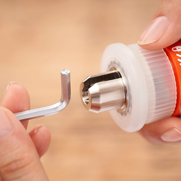 Black+Decker Kit Atornillador Hexdriver Recargable 3.6V con Aspirador de Mano, Par 5.5Nm, Luz LED, Batería 1.5Ah, Incluye 5 Puntas, Llave Hexagonal y Cable Micro-USB