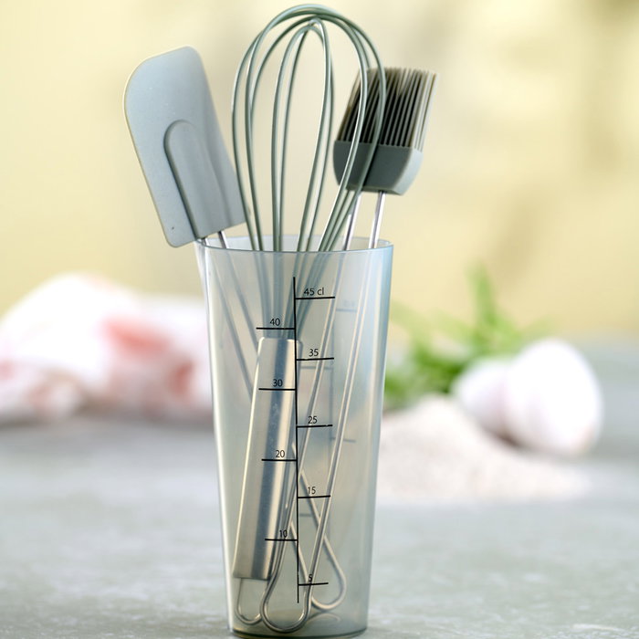 Day Juego De Repostería 4 Piezas con Vaso Medidor, Espátula, Pincel y Batidor