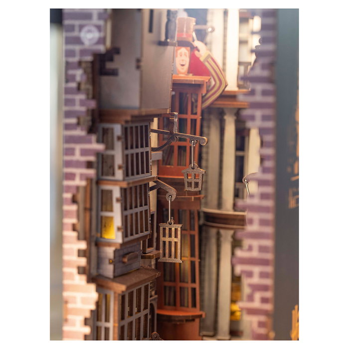 Revell Tiny Adventures Harry Potter Callejón Diagon Book Nook con LED Revell Tiny Adventures Harry Potter Callejón Diagon Book Nook con LED