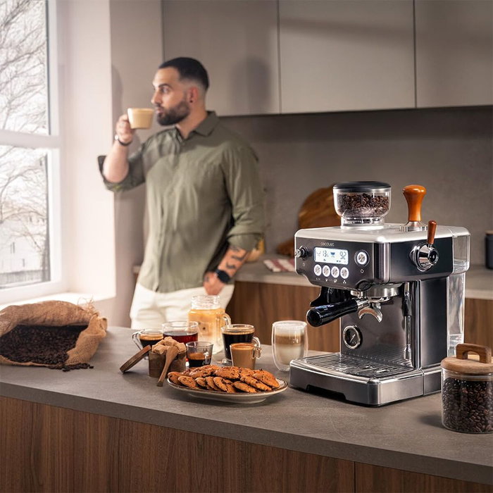 Cecotec Cafetera Express de Brazo Power Espresso 20 Barista 20bar 2200W molinillo vaporizador