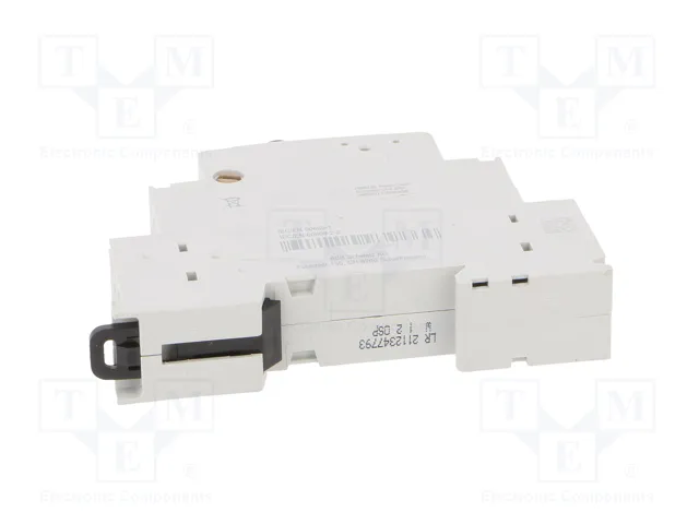 ABB E290 Relé de instalación biestable 230V AC 32A NA