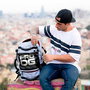 Pro-Dg Mochila PRO-DG Gris Urbana para Portátil y Tablet con Puerto USB y Trasera Acolchada