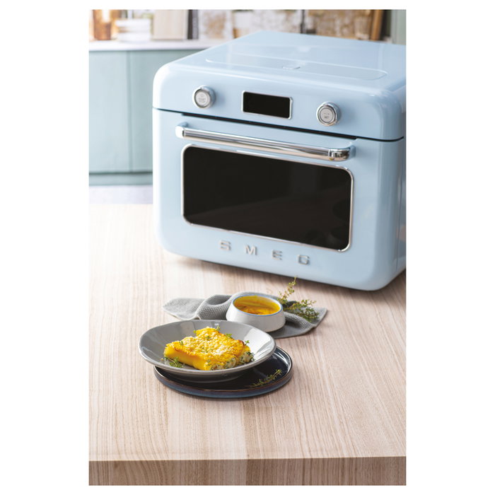 Smeg COF01PBEU Mini Horno Vintage Pastellblau 30L 1800W con Vapor, 3 Estantes, Azul
