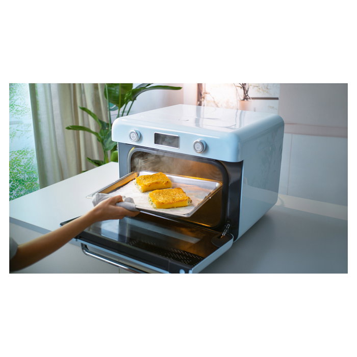 Smeg COF01PBEU Mini Horno Vintage Pastellblau 30L 1800W con Vapor, 3 Estantes, Azul