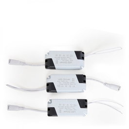 Arianna Aplique LED 27W 2430Lm Blanco Frío 6000K Negro
