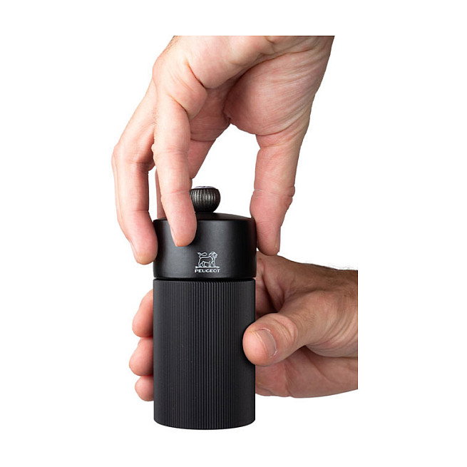 PEUGEOT Line Night Chic Salero y Pimentero Negro de Madera y Metal, Acero Inoxidable, Molienda Ajustable, 12 cm (120 mm) - Juego de 2 - 43285