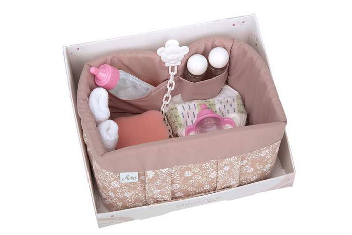 Muñecas Arias Canastilla Elegance Rosa con 9 Accesorios para Niñas Muñecas Arias Canastilla Elegance Rosa con 9 Accesorios para Niñas