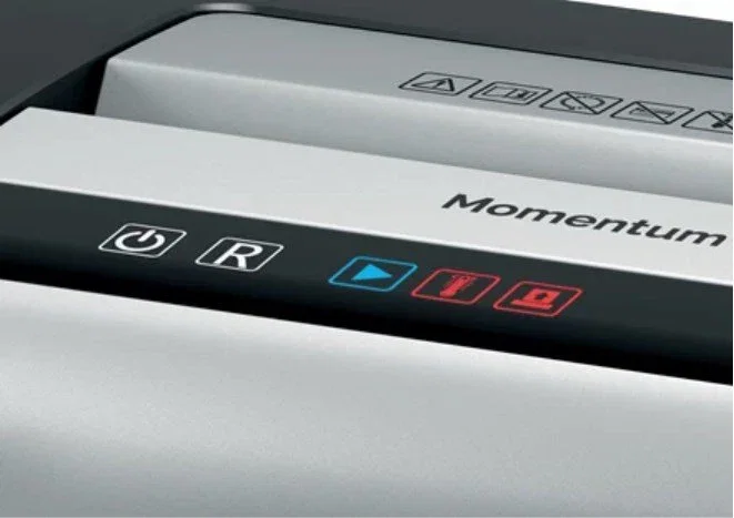 Rexel Momentum X415 - Trituradora de Papel de Corte Cruzado Nivel de Seguridad P-4 (4x40mm) para 15 Hojas, Silenciosa 58dB, Negro/Gris