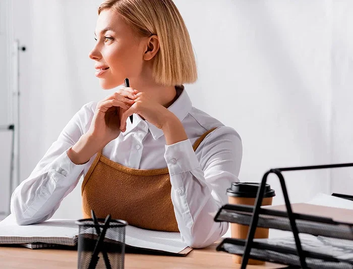 Q-connect Cubilete portalápices Negro Metal Rejilla Redondo Diámetro 86 mm Alto 105 mm