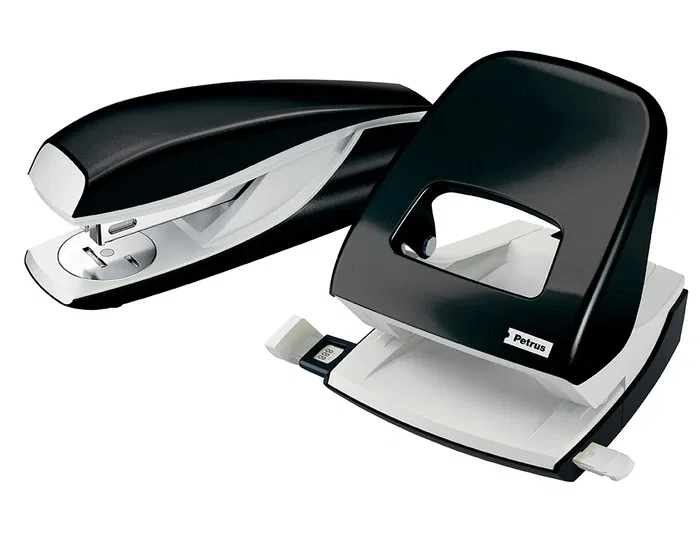 Petrus Grapadora 635 wow Negra Metalizada Capacidad 30 Hojas Metal Resistente Uso Diario Grapado Perfecto