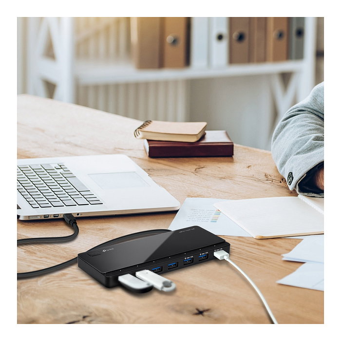TP-Link UH700 Hub USB 3.0 de 7 Puertos Negro