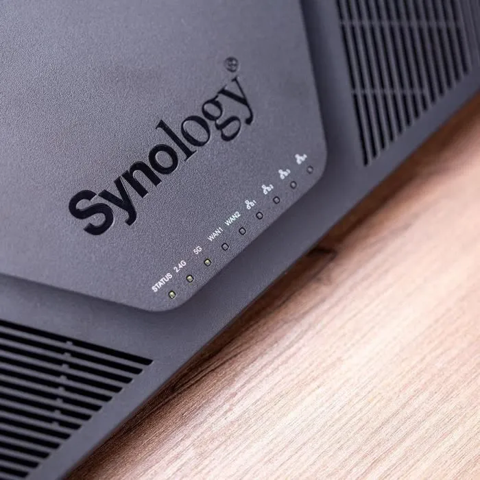 Synology Router RT2600ac, Router Dual-core 1.7GHz, 512MB RAM, 4 Antenas MIMO, Puertos USB