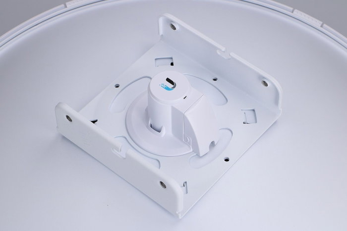 Ubiquiti PowerBeam 5AC PBE-5AC-500 de 500 mm con 27 dBi Ubiquiti PowerBeam 5AC PBE-5AC-500 de 500 mm con 27 dBi
