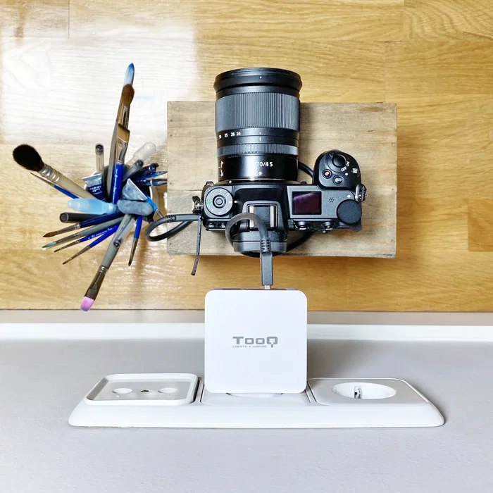 TooQ TQWC-2SC03WT Cargador de Pared USB-C PD 30W + USB-A QC 3.0 18W 48W Total, Carga Rápida para Móviles, Universal, Blanco