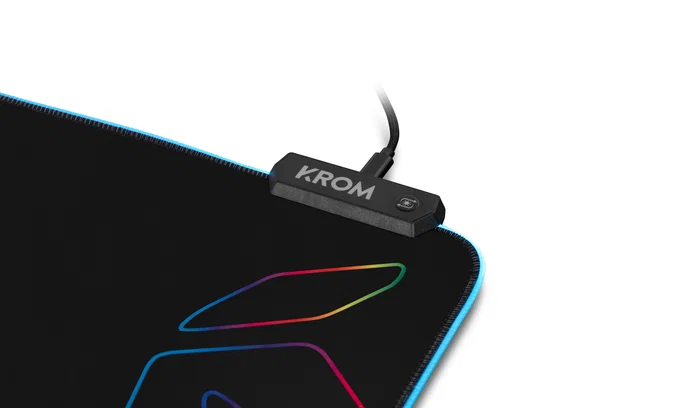 Krom Knout RGB Alfombrilla Gaming con Iluminación LED RGB, Base Antideslizante, Superficie de Tela, Tamaño 320x270 mm - Negro