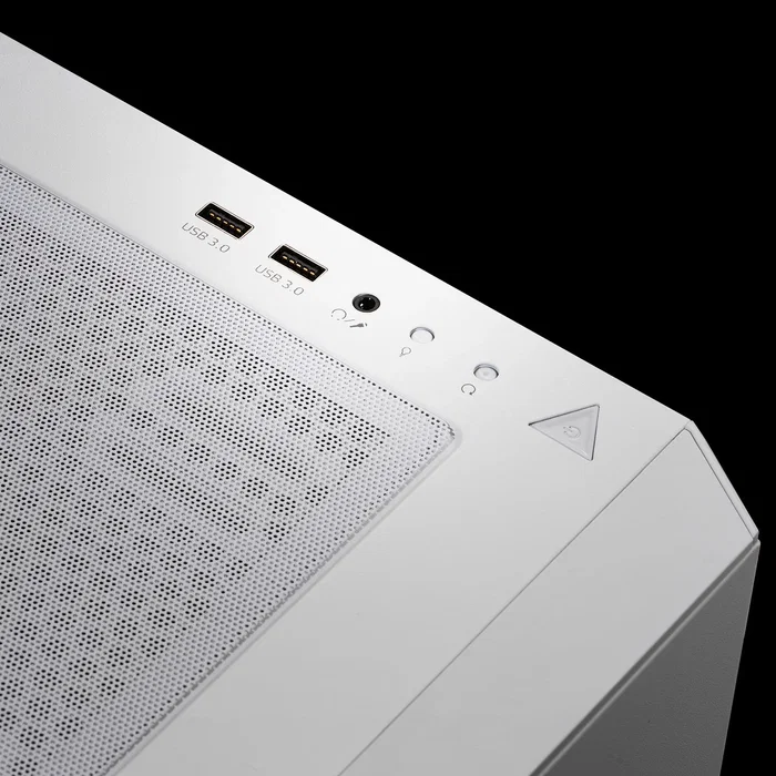 XPG STARKER Torre Media Blanca ATX Panel Frontal ARGB Ventilación Eficiente Compatible VGA Vertical