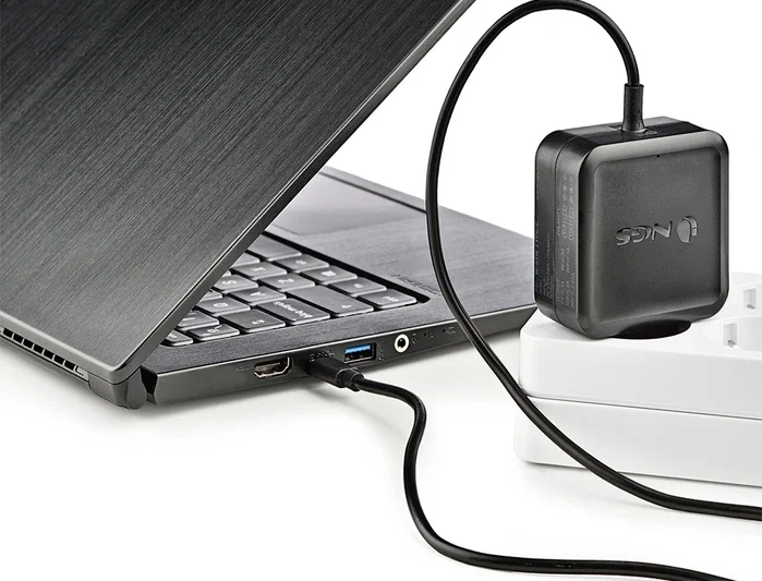 NGS Cargador Universal de Pared 45W USB-C W-45WTYPEC Negro